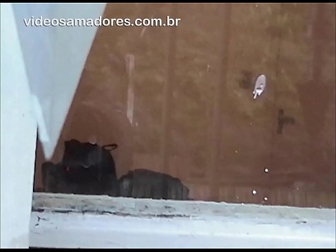 ❤️ Homme excité regardant sa copine avec un autre gars, enregistrant une vidéo de baise sans déranger le couple ❤️❌ Fucking at us