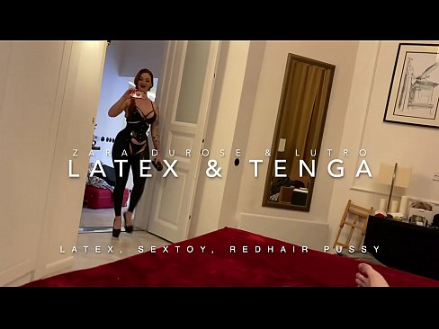 ❤️ Demi-soeur rousse en costume de latex baisée par son demi-frère ❤️❌ Fucking at us